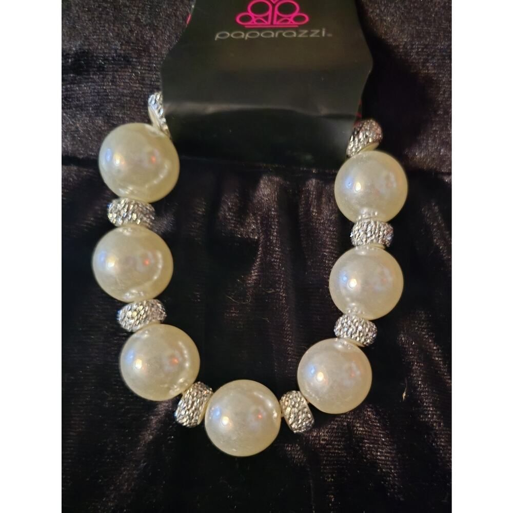 "Cake Walk" Silver and Faux Pearl Bracelet Paparazzi NWT